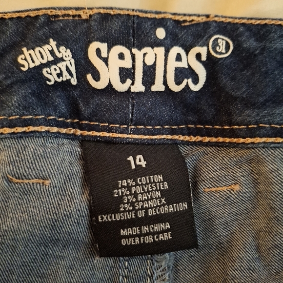 Short & Sexy Series 31 Women's Jean Shorts with Distressed Details & Embroidery - Picture 8 of 9